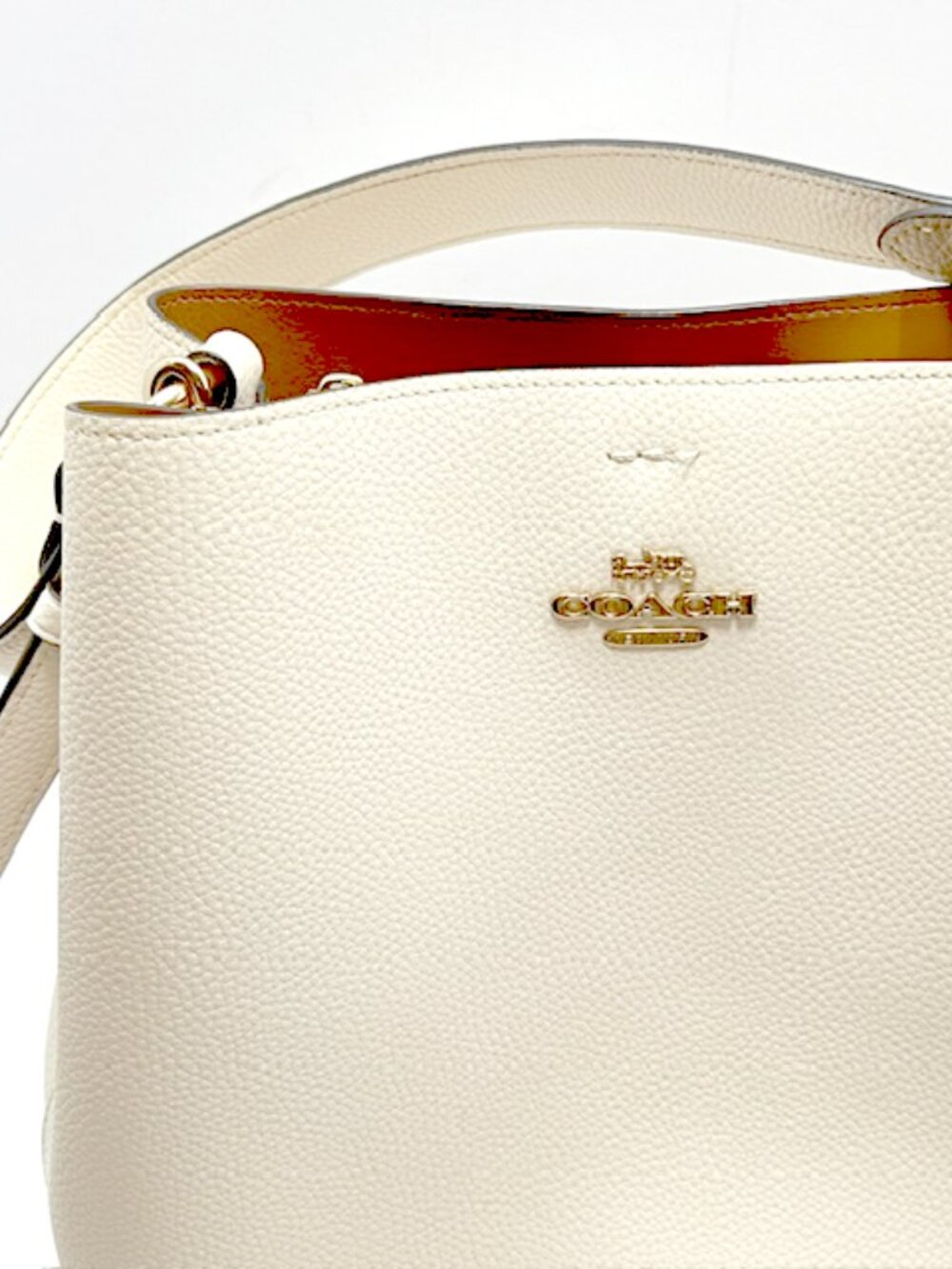 Coach Leather Town Bucket Shoulder/Crossbody Bag w/Detachable Strap in Chalk - Picture 2 of 11